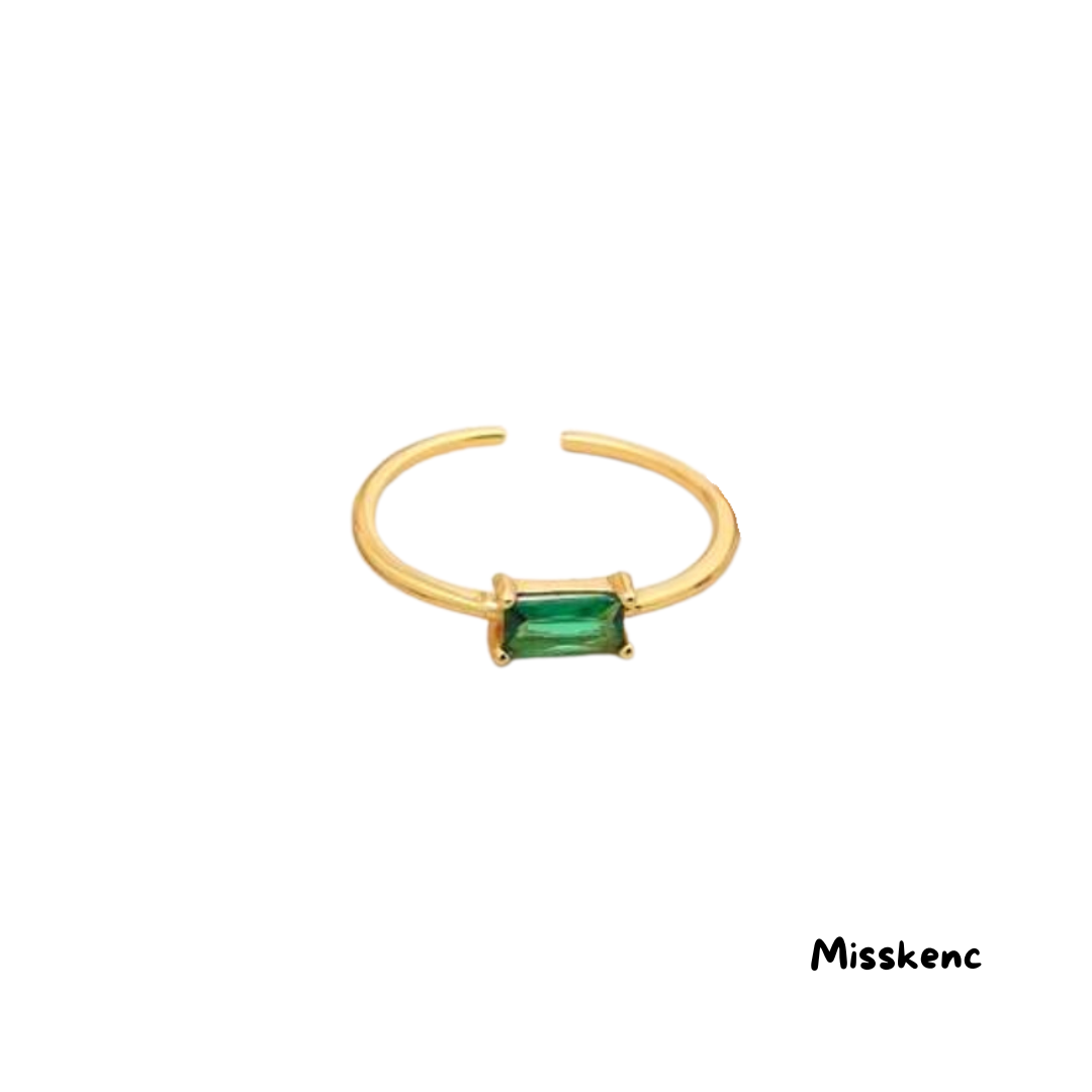 "Liora" ring